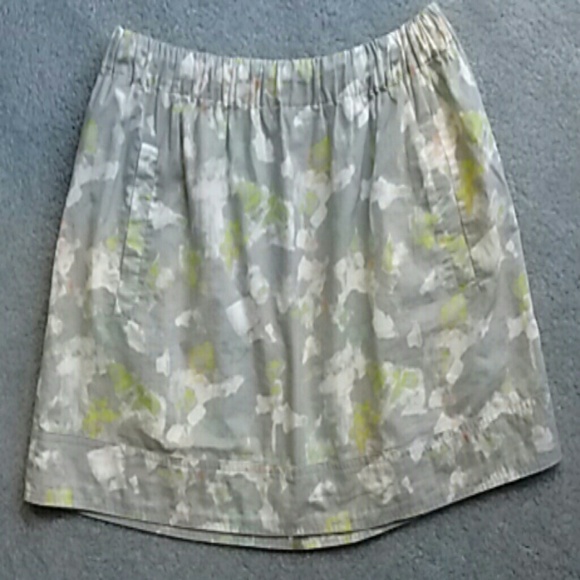 J. Crew Dresses & Skirts - J Crew Cotton Skirt! 🎎